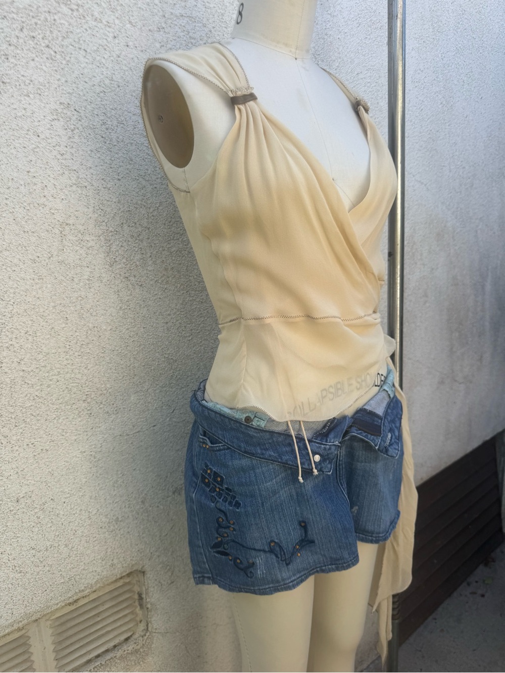 Rampage embroidered skirt 90s